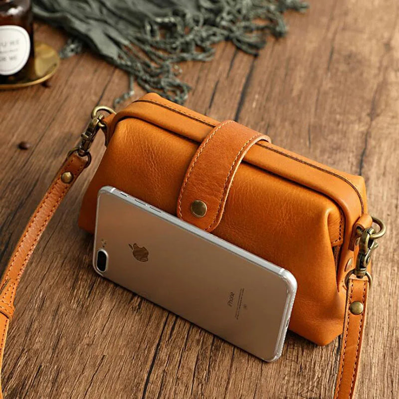 Edda – Modische Schultertasche – Bild 4