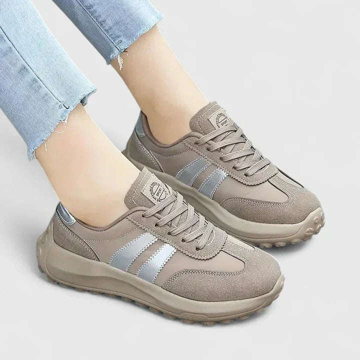 Anzhelynna – Zeitlose Grau-Sneaker – Bild 2