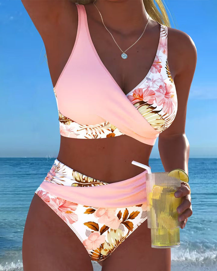 Valerie – Blumenbikini mit Schlitz – Bild 1