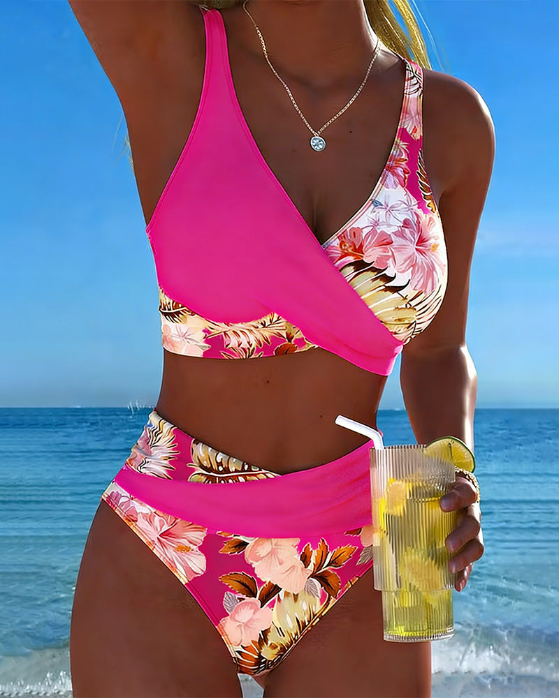 Valerie – Blumenbikini mit Schlitz – Bild 14