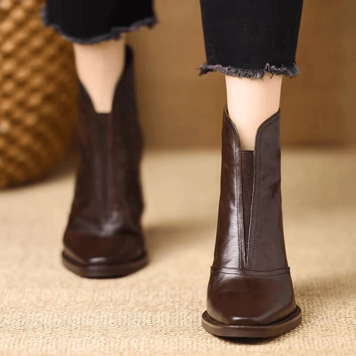 Claudia – Stiefeletten mit Absatz – Bild 8