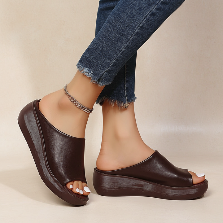 Elsie – Klassische Komfort-Sandalen in drei Farben – Bild 3