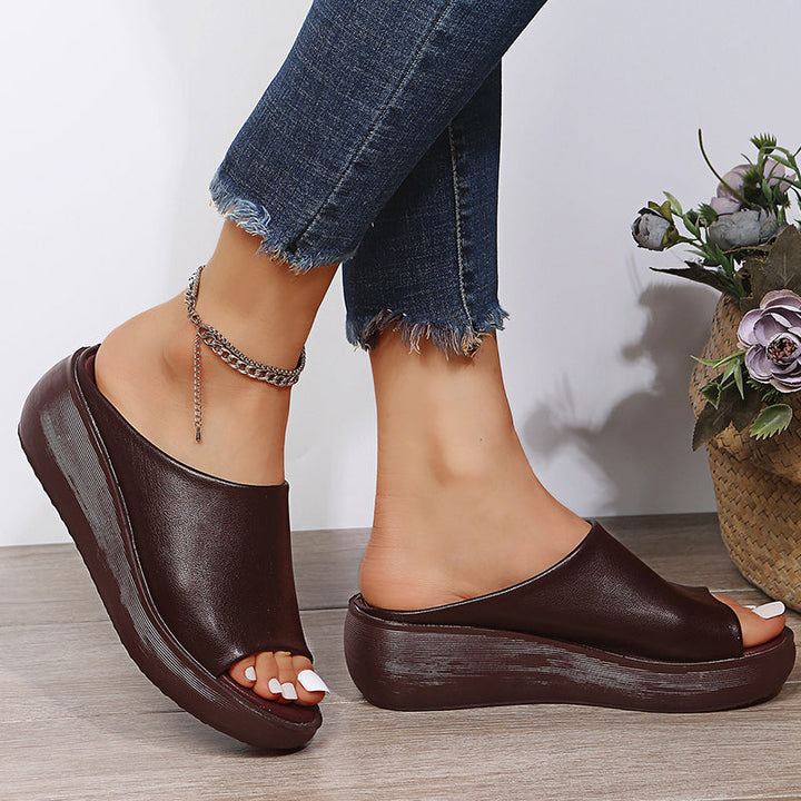 Elsie – Klassische Komfort-Sandalen in drei Farben – Bild 12