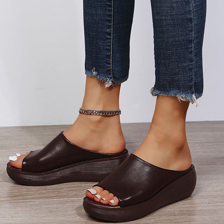Elsie – Klassische Komfort-Sandalen in drei Farben – Bild 14