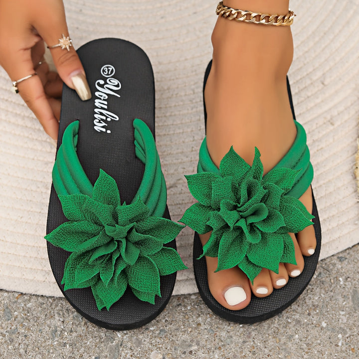 Karla – Sandalen mit Blütendetail – Bild 9