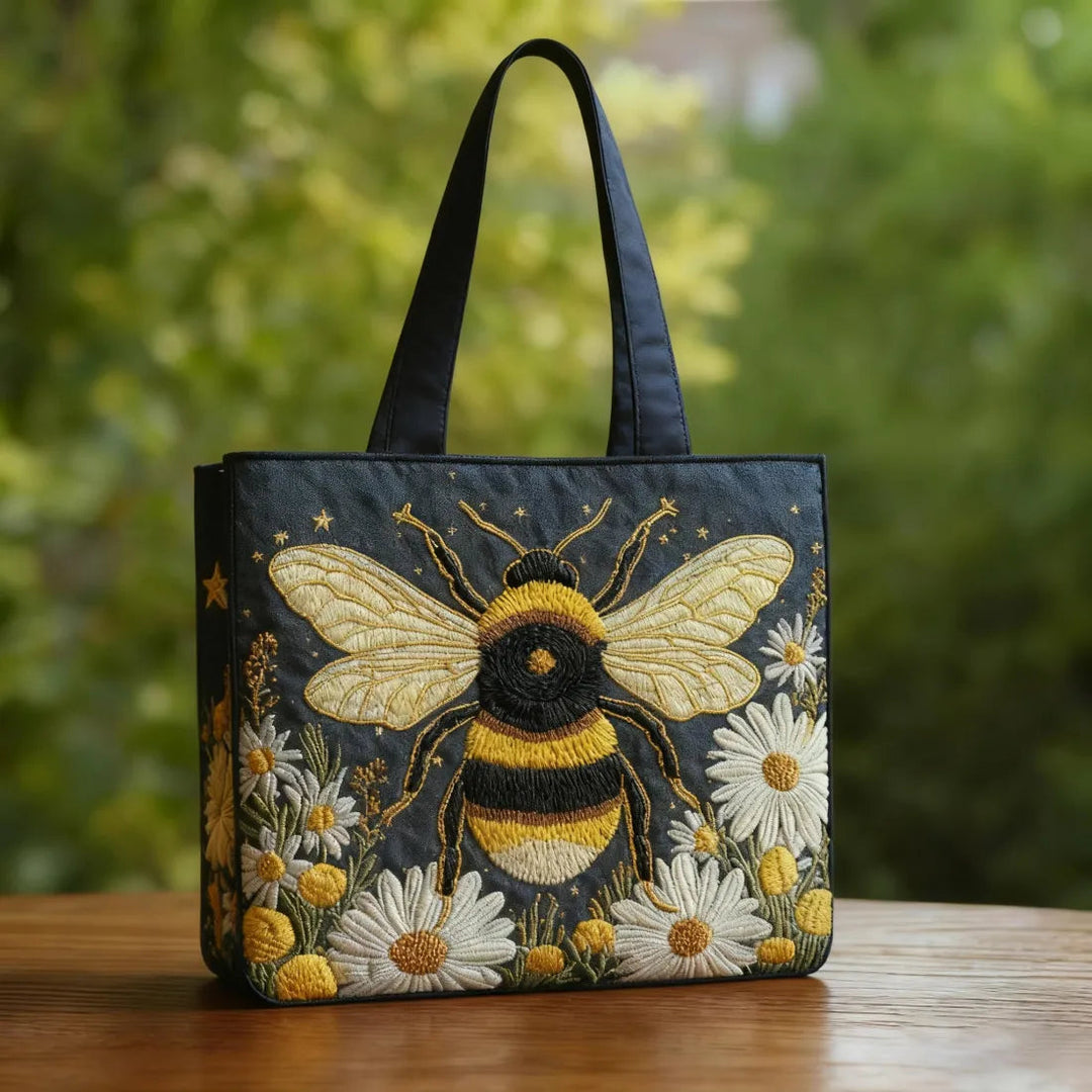 Handgemachte Tasche mit Gänseblümchen und Sternen – Bild 1