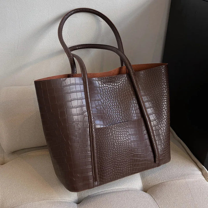 Annik – Raffinierte Schultertasche – Bild 3