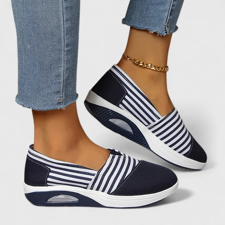 Julia – Dämpfende Komfort-Sneaker – Bild 1