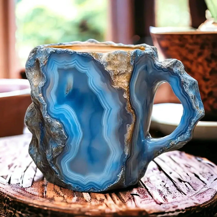 Kaffeetassen mit integrierten Mineralienkristallen – Bild 1