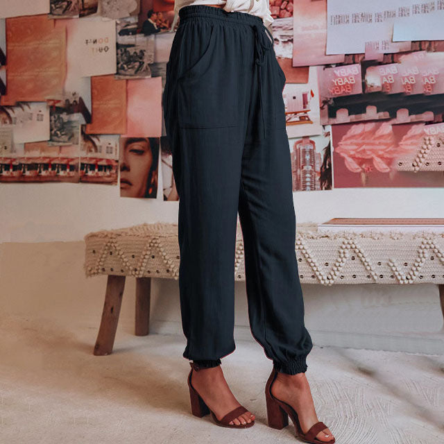 Josefine – Elegante Hose mit Kordel – Bild 18