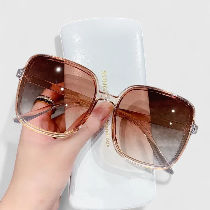 Leandra – Elegante Oversize-Sonnenbrille – Bild 1