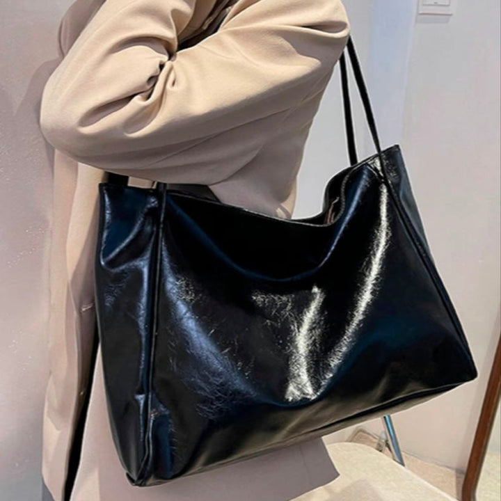 Paula – Glanzvolle Handtasche – Bild 7