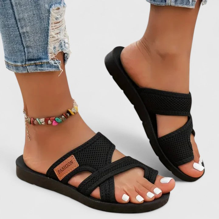 Celine – Weich gepolsterte Sandalen – Bild 1