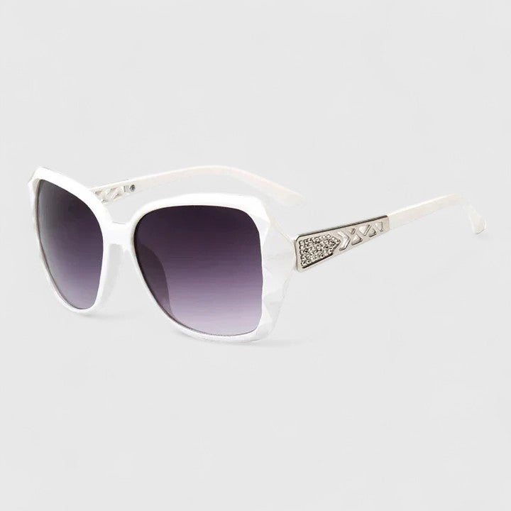 Lisanne – Raffinierte Sonnenbrille – Bild 11