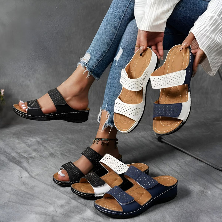 Lynn – Elegante Komfortsandalen im Zweifarb-Look – Bild 11