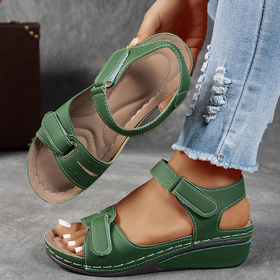 Madison – Modische Komfort-Sandalen mit Fußbett – Bild 2