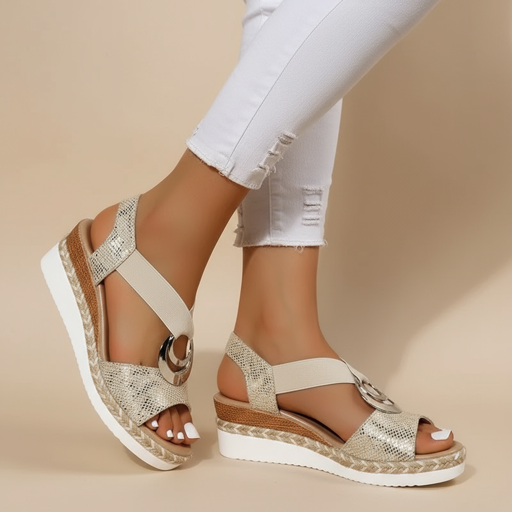 Myla – Elegante Plateausandalen – Bild 1