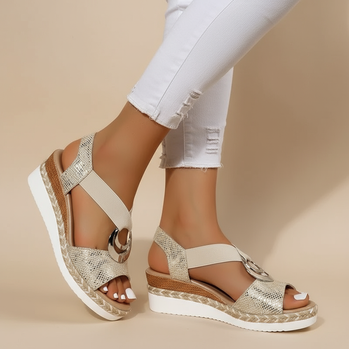 Myla – Elegante Plateausandalen – Bild 1