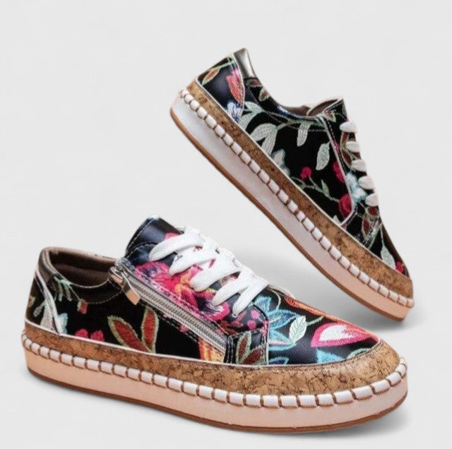 Olisette – Verspielte Blüten-Sneaker – Bild 1