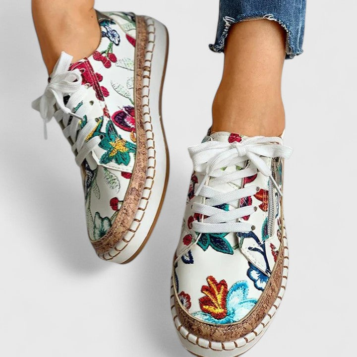 Olisette – Verspielte Blüten-Sneaker – Bild 3