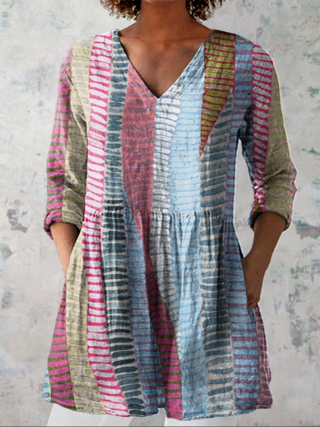 Rosemarie – Lange Blumige Bluse – Bild 1