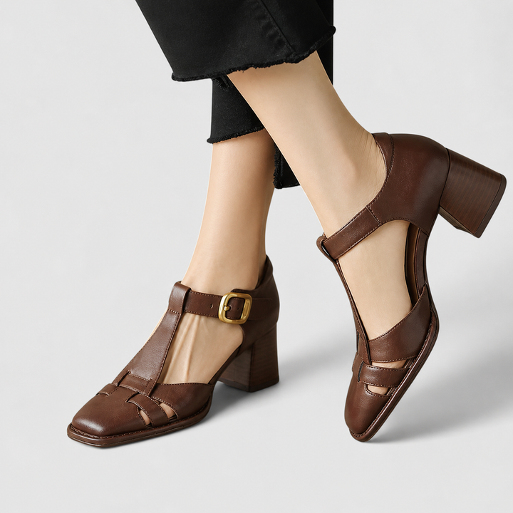Scarlett – Fußfreundliche T-Steg-Sandalen – Bild 1