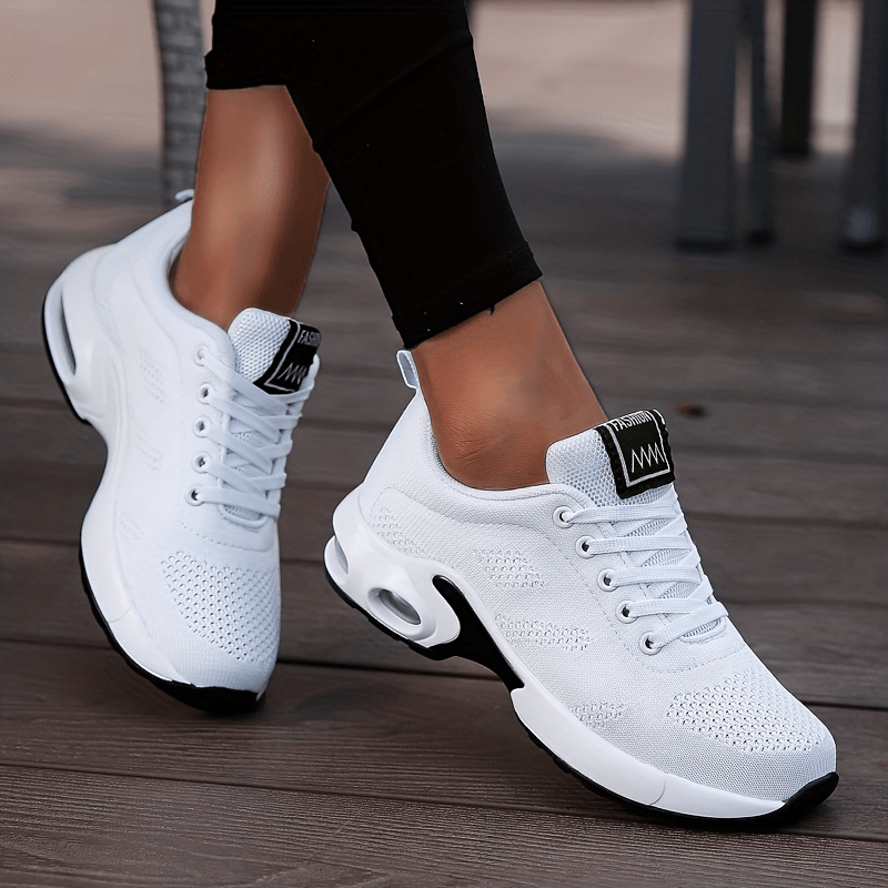 Amelie – Gedämpfte Aktiv-Sneaker – Bild 1
