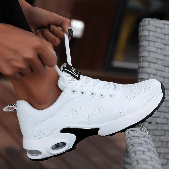 Amelie – Gedämpfte Aktiv-Sneaker – Bild 2