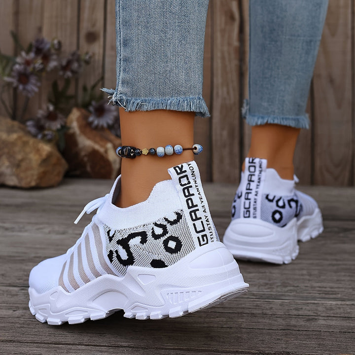 Alina – Atmungsaktive Freizeit-Sneaker – Bild 4