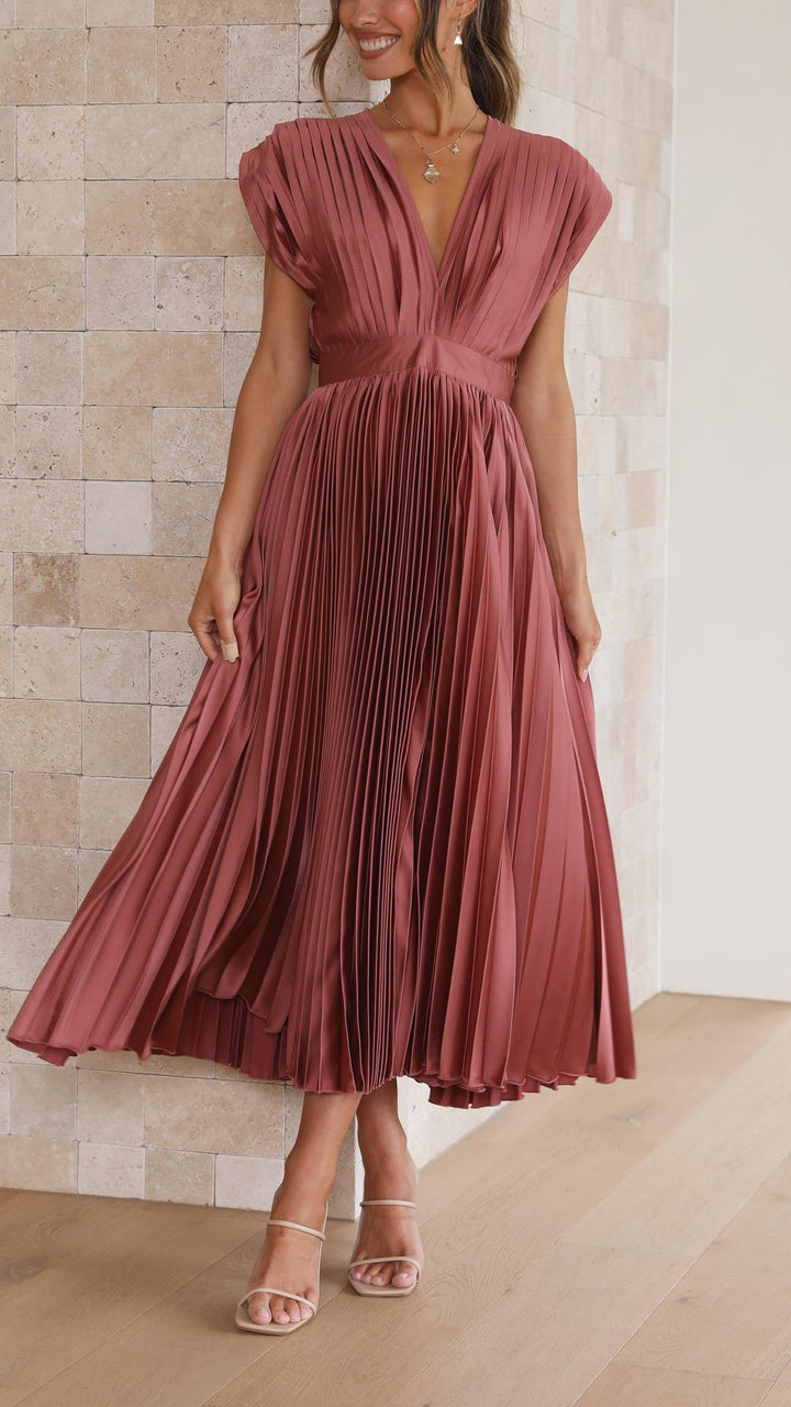Sina – Elegantes Plisseekleid – Bild 5
