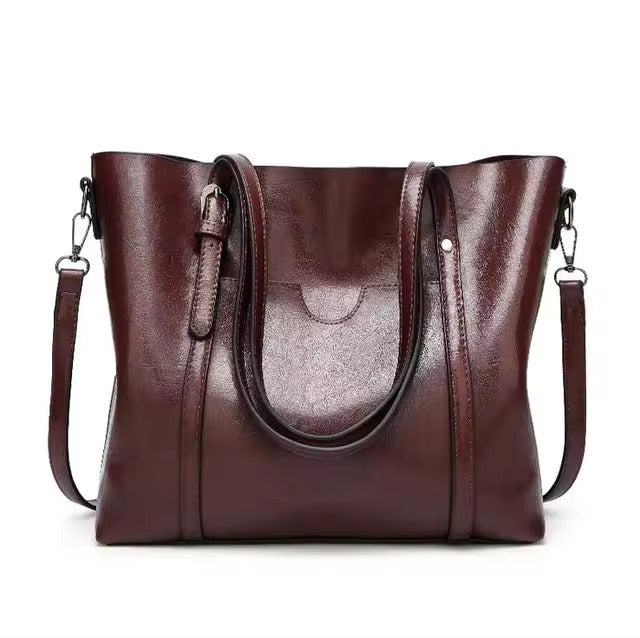Leonie – Luxuriöse Tasche in Lederoptik – Bild 5