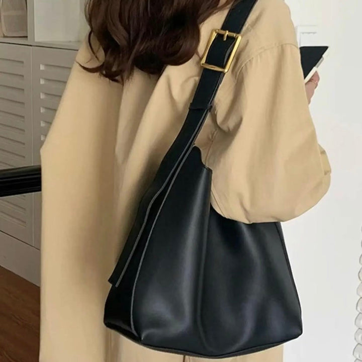 Janna – Elegante Tasche in Leder-Optik – Bild 4