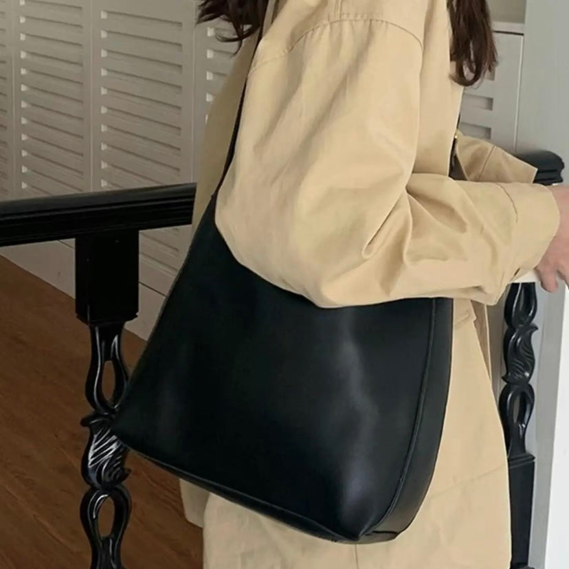 Janna – Elegante Tasche in Leder-Optik – Bild 5