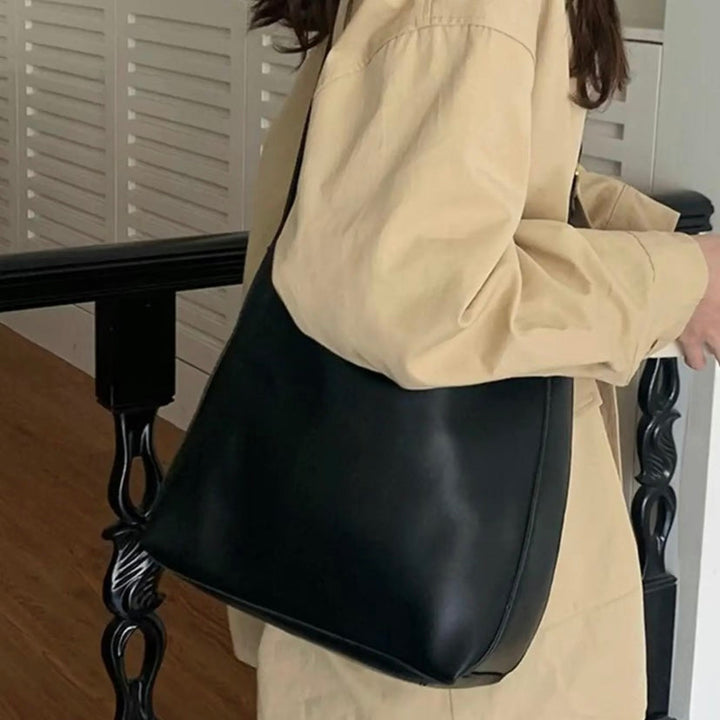 Janna – Elegante Tasche in Leder-Optik – Bild 5