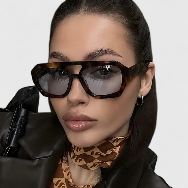 Yasmin – Elegante Sonnenbrille mit Farbauswahl – Bild 1