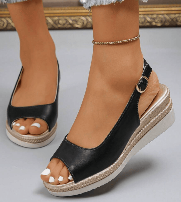 Zoe – Sandalen in Weiß, Schwarz und Gold – Bild 2